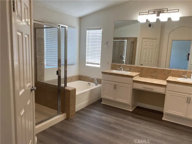 13665 Heatherwood Drive, Eastvale, California 92880