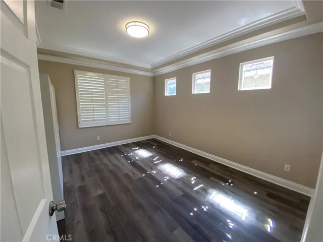 13665 Heatherwood Drive, Eastvale, California 92880
