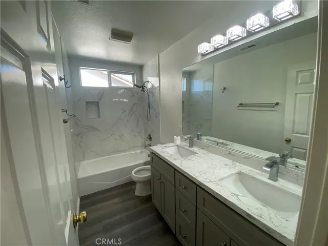 13665 Heatherwood Drive, Eastvale, California 92880