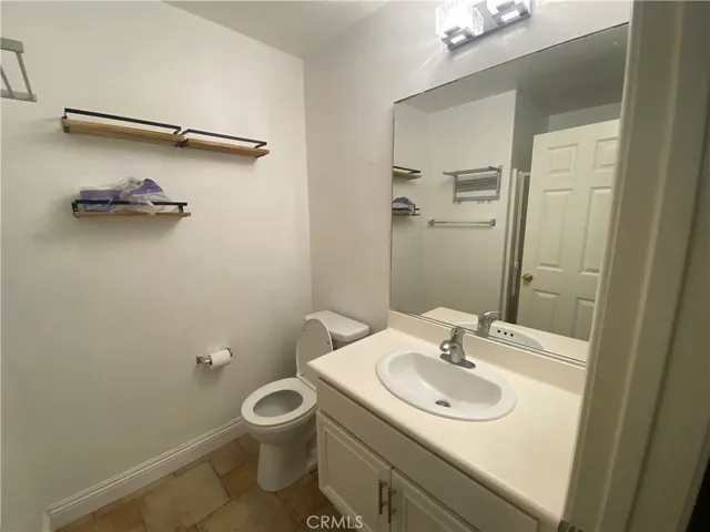 13665 Heatherwood Drive, Eastvale, California 92880