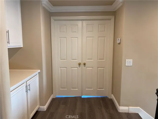 13665 Heatherwood Drive, Eastvale, California 92880