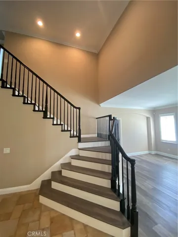13665 Heatherwood Drive, Eastvale, California 92880