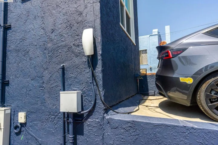 Upgraded 200Amp electrical panel and EV charging with a NACS-charger installed