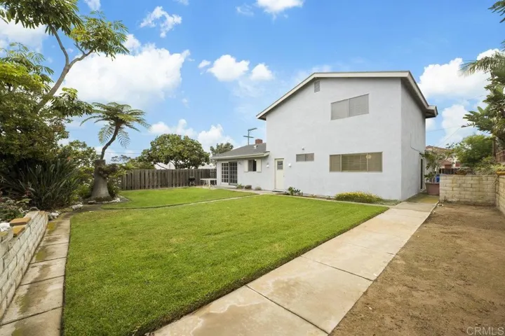 1113 Camino Del Sol Circle, Carlsbad, California 92008