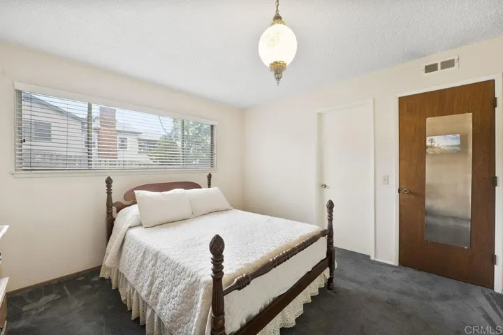 1113 Camino Del Sol Circle, Carlsbad, California 92008