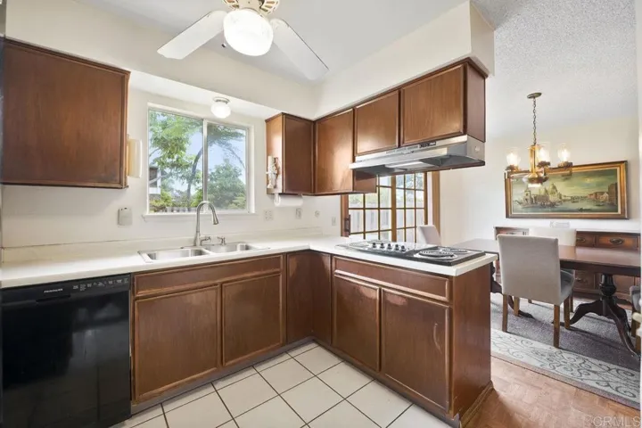 1113 Camino Del Sol Circle, Carlsbad, California 92008