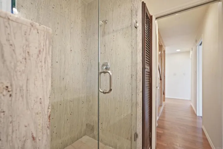 Walk-in Shower