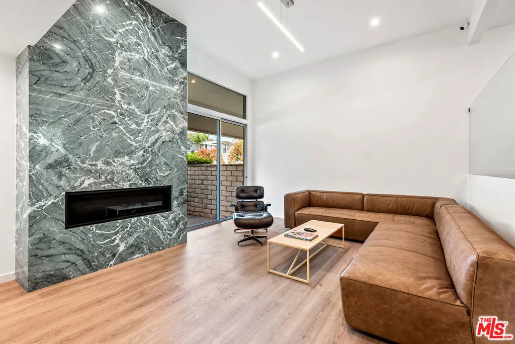 4801 La Villa Marina C, Marina Del Rey, California 90292 home-pic-4