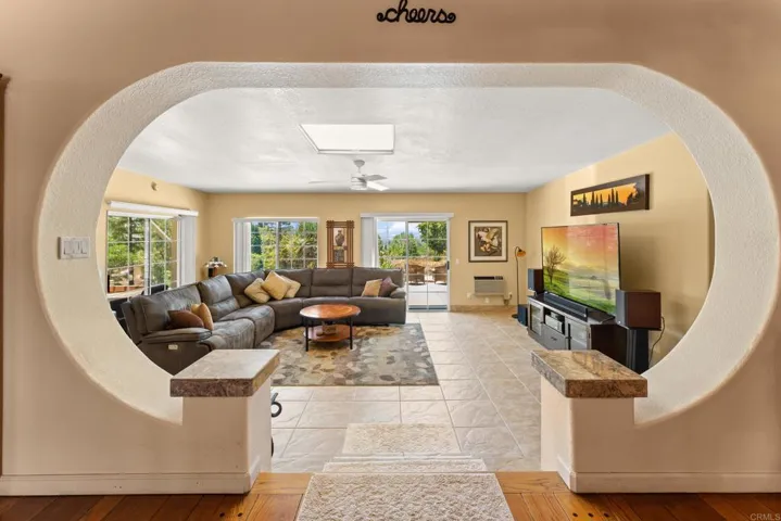 836 Vista Grande Road, El Cajon, California 92019