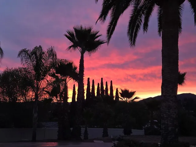 836 Vista Grande Road, El Cajon, California 92019