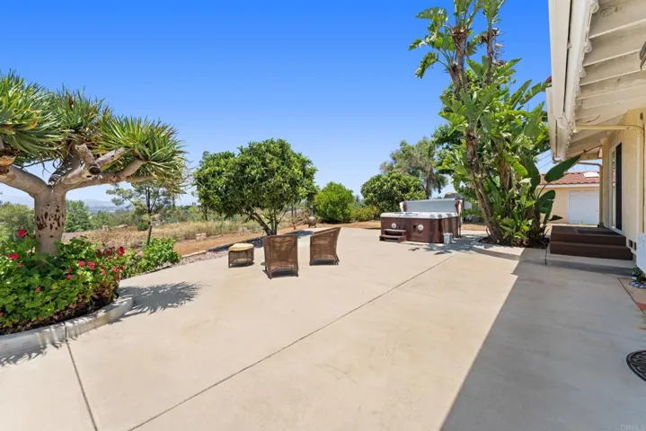 836 Vista Grande Road, El Cajon, California 92019