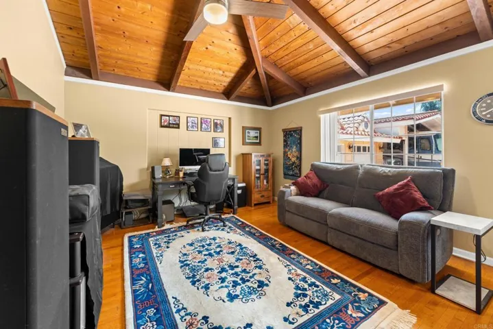 836 Vista Grande Road, El Cajon, California 92019