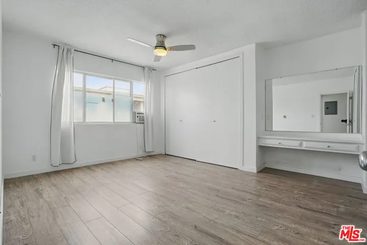 930 3rd Street 303, Santa Monica, California 90403