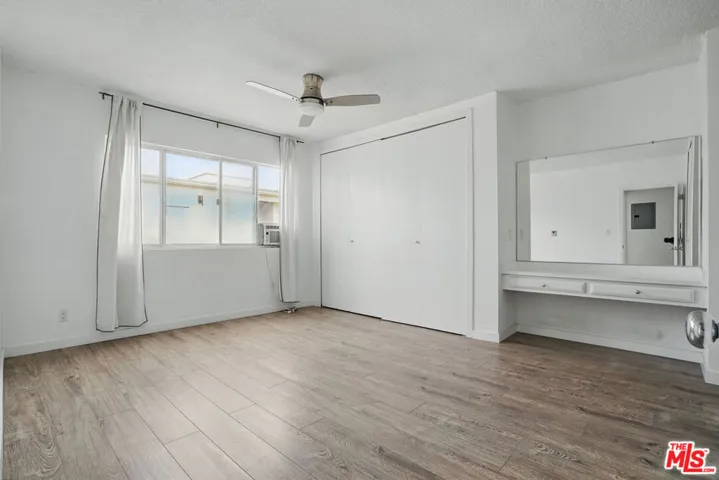 930 3rd Street 303, Santa Monica, California 90403