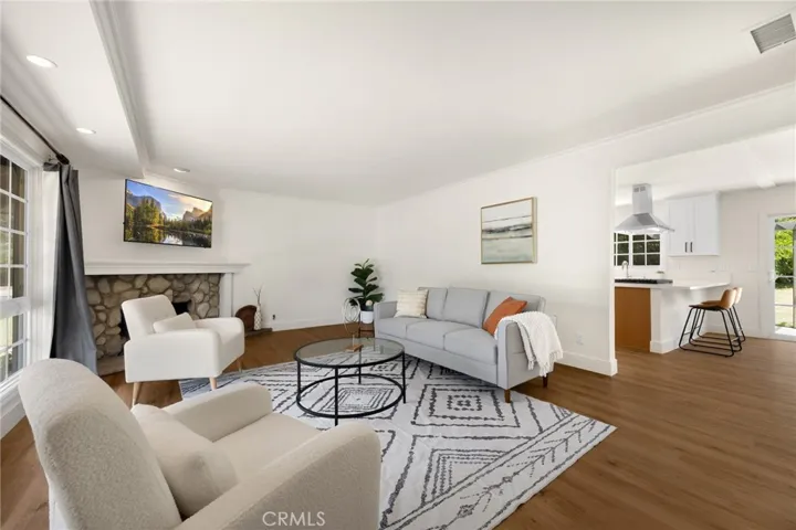 open to dining and kitchen.