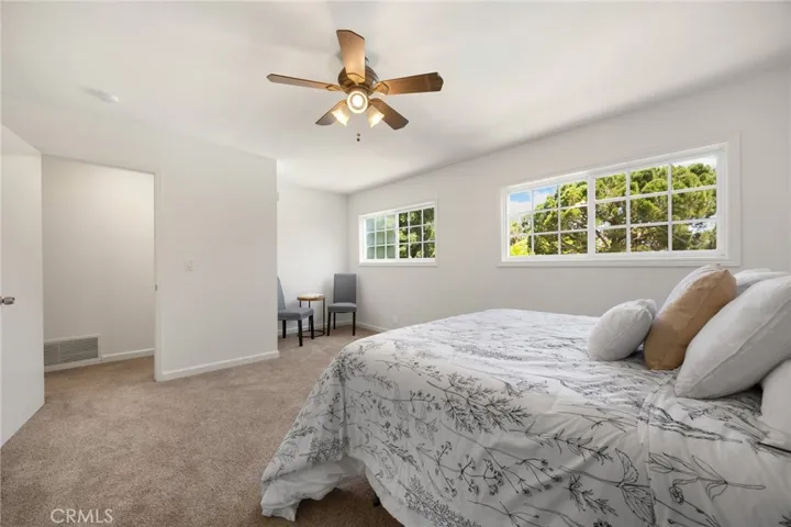 bonus room/ 4th bedroom
