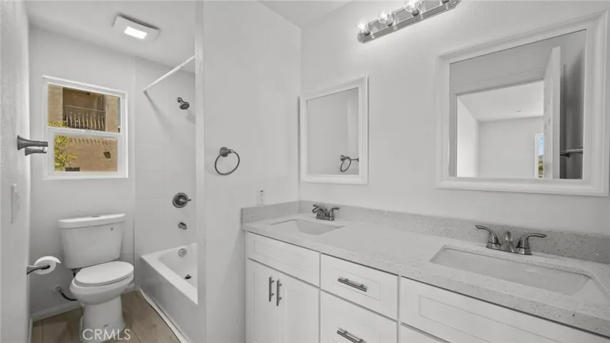 OWNERS ENSUITE