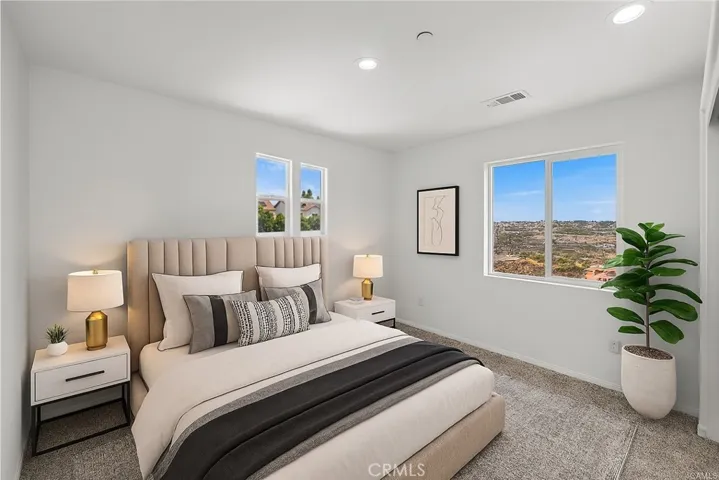 VIRTUALLY STAGED BR 3