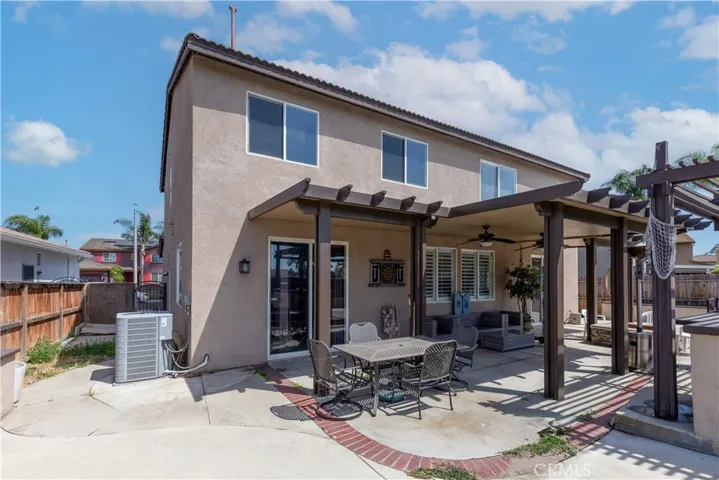 7547 Walnut Grove Avenue, Eastvale, California 92880