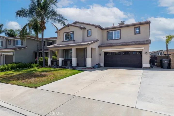 7547 Walnut Grove Avenue, Eastvale, California 92880