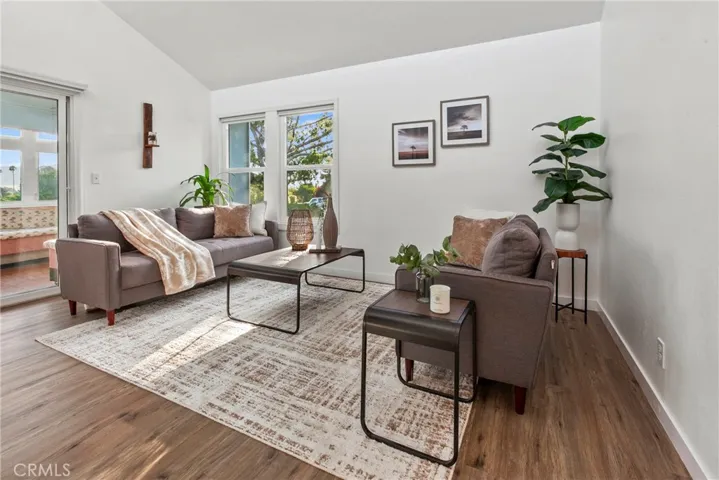 2892 Los Feliz Court 37, San Luis Obispo, California 93401