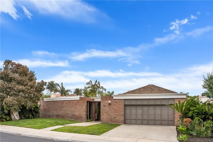 233 Calle Campesino, San Clemente, California 92672