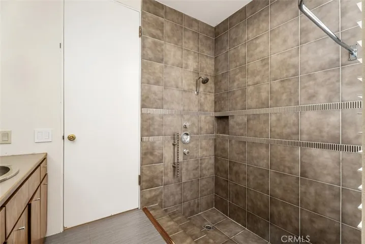 233 Calle Campesino, San Clemente, California 92672
