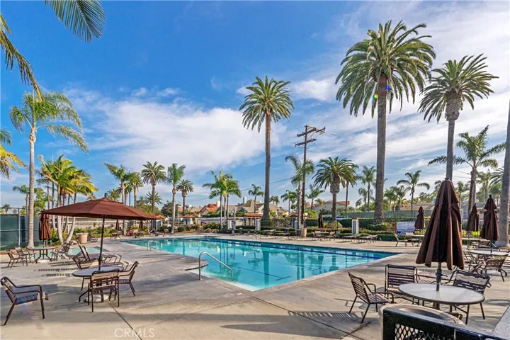 233 Calle Campesino, San Clemente, California 92672