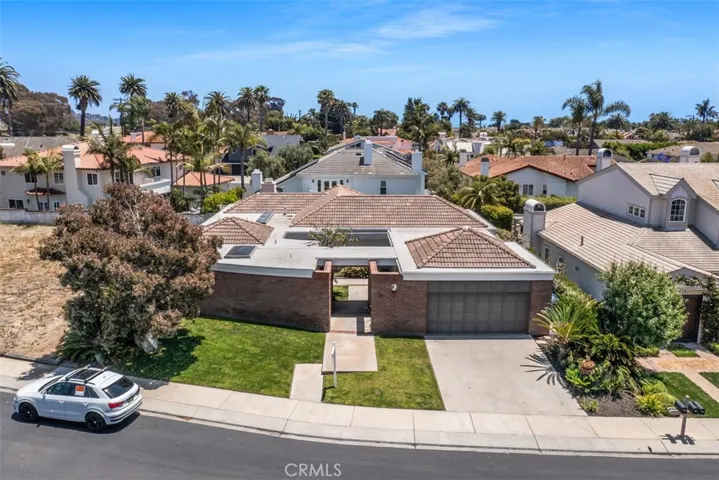 233 Calle Campesino, San Clemente, California 92672