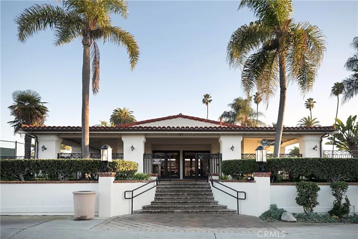 233 Calle Campesino, San Clemente, California 92672
