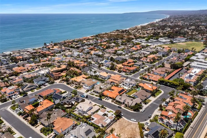 233 Calle Campesino, San Clemente, California 92672