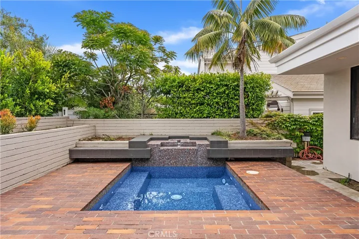 233 Calle Campesino, San Clemente, California 92672