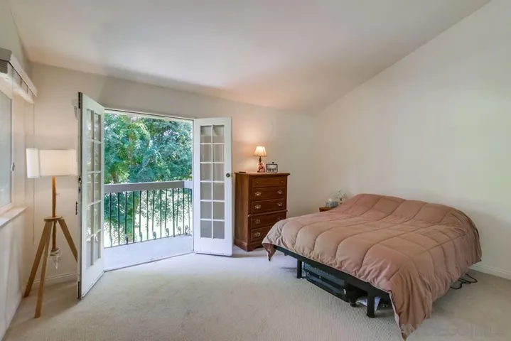 12006 Caminito Campana, San Diego, California 92128