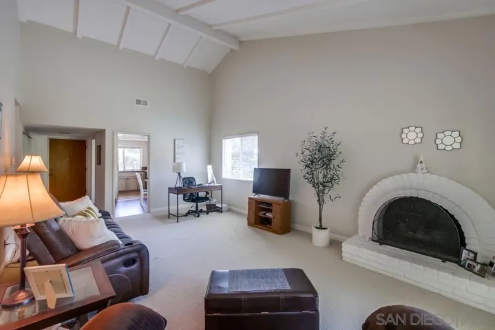 12006 Caminito Campana, San Diego, California 92128