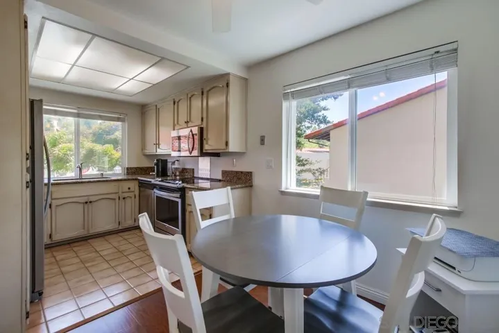 12006 Caminito Campana, San Diego, California 92128