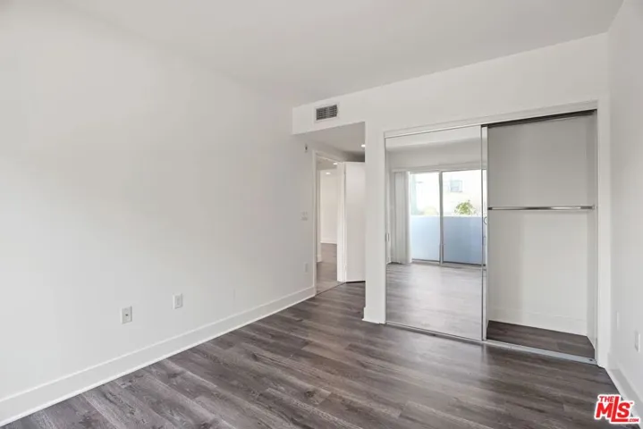 1301 Brockton Avenue Ph3, Los Angeles, California 90025