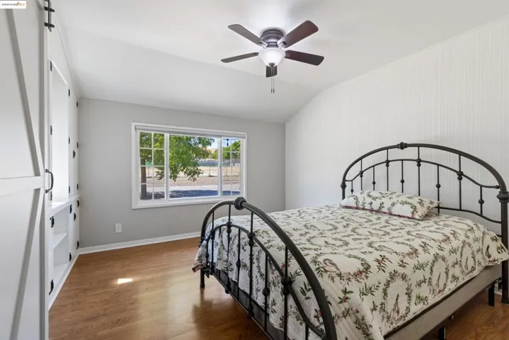 1000 Buchanan Rd, Pittsburg, California 94565