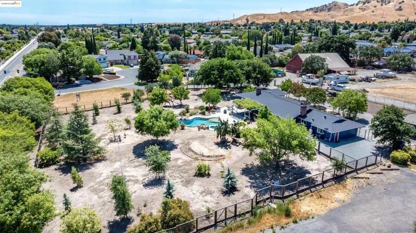 1000 Buchanan Rd, Pittsburg, California 94565
