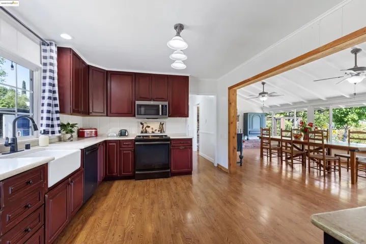 1000 Buchanan Rd, Pittsburg, California 94565