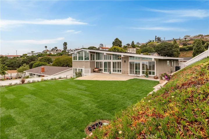 28433 Cedarbluff Drive, Rancho Palos Verdes, California 90275