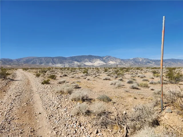 20 Ac Dallas Avenue, Lucerne Valley, California 92356