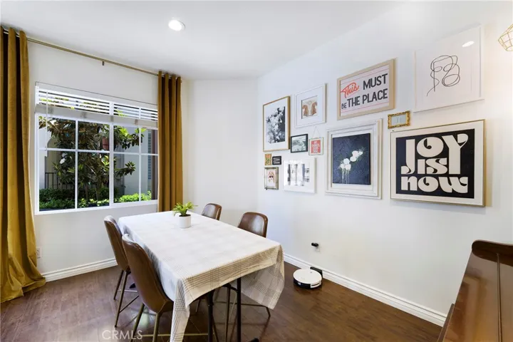 242 Knoll, Mission Viejo, California 92692