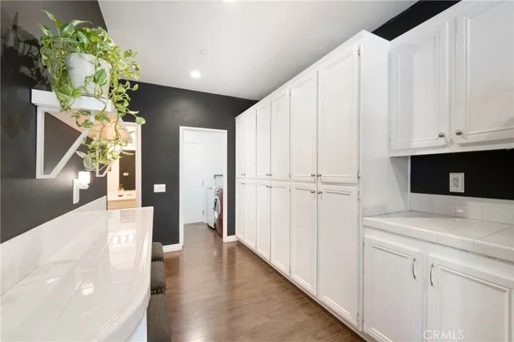 242 Knoll, Mission Viejo, California 92692