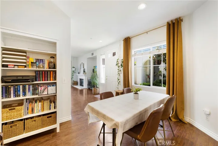 242 Knoll, Mission Viejo, California 92692