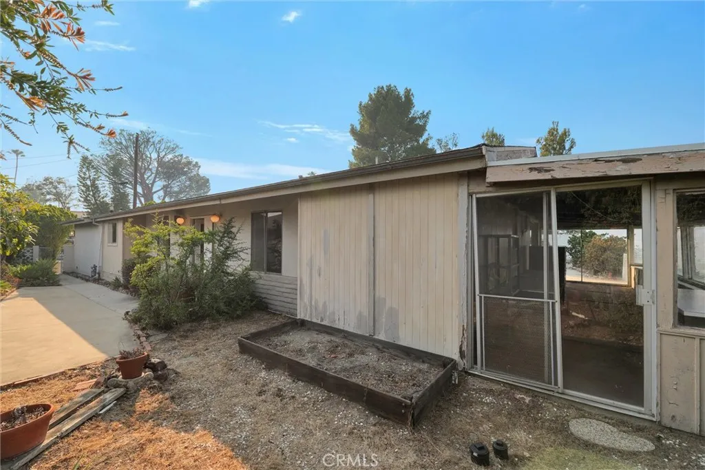 8720 Mulberry Drive, Sunland, California 91040 home-pic-28