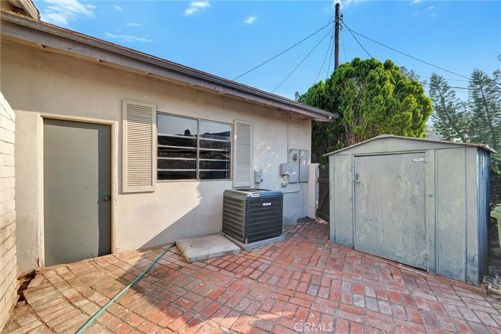 8720 Mulberry Drive, Sunland, California 91040 home-pic-34