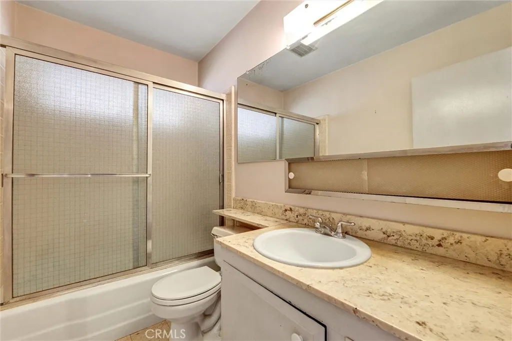 8720 Mulberry Drive, Sunland, California 91040 home-pic-14