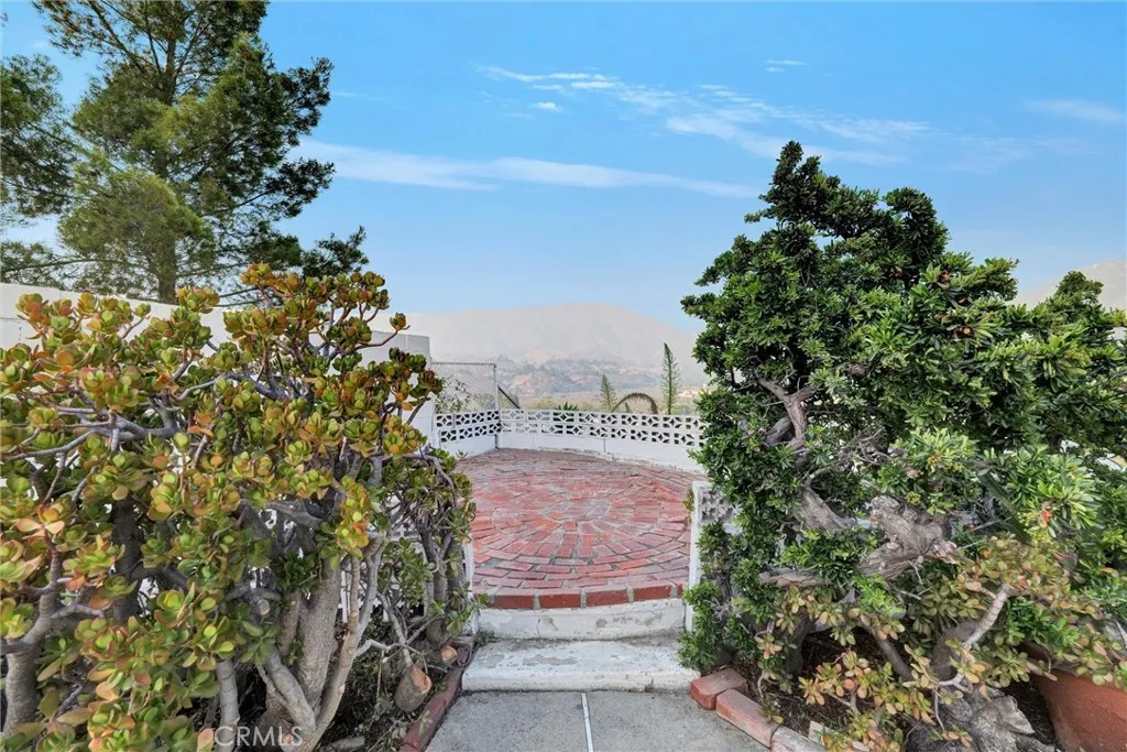 8720 Mulberry Drive, Sunland, California 91040 home-pic-35