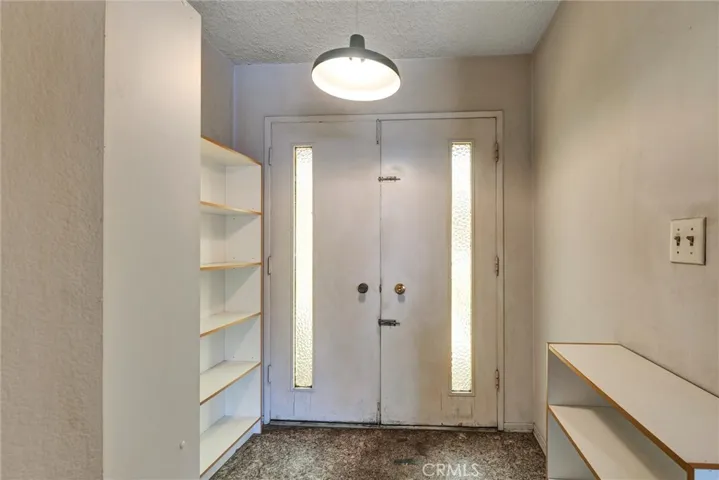 8720 Mulberry Drive, Sunland, California 91040
