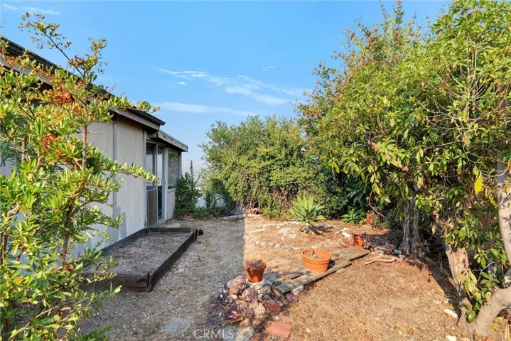 8720 Mulberry Drive, Sunland, California 91040